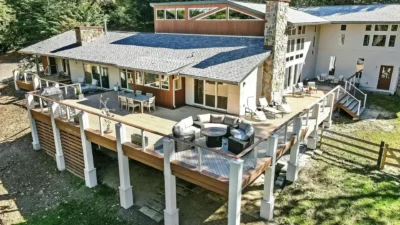 Resort style deck in Chadds Ford